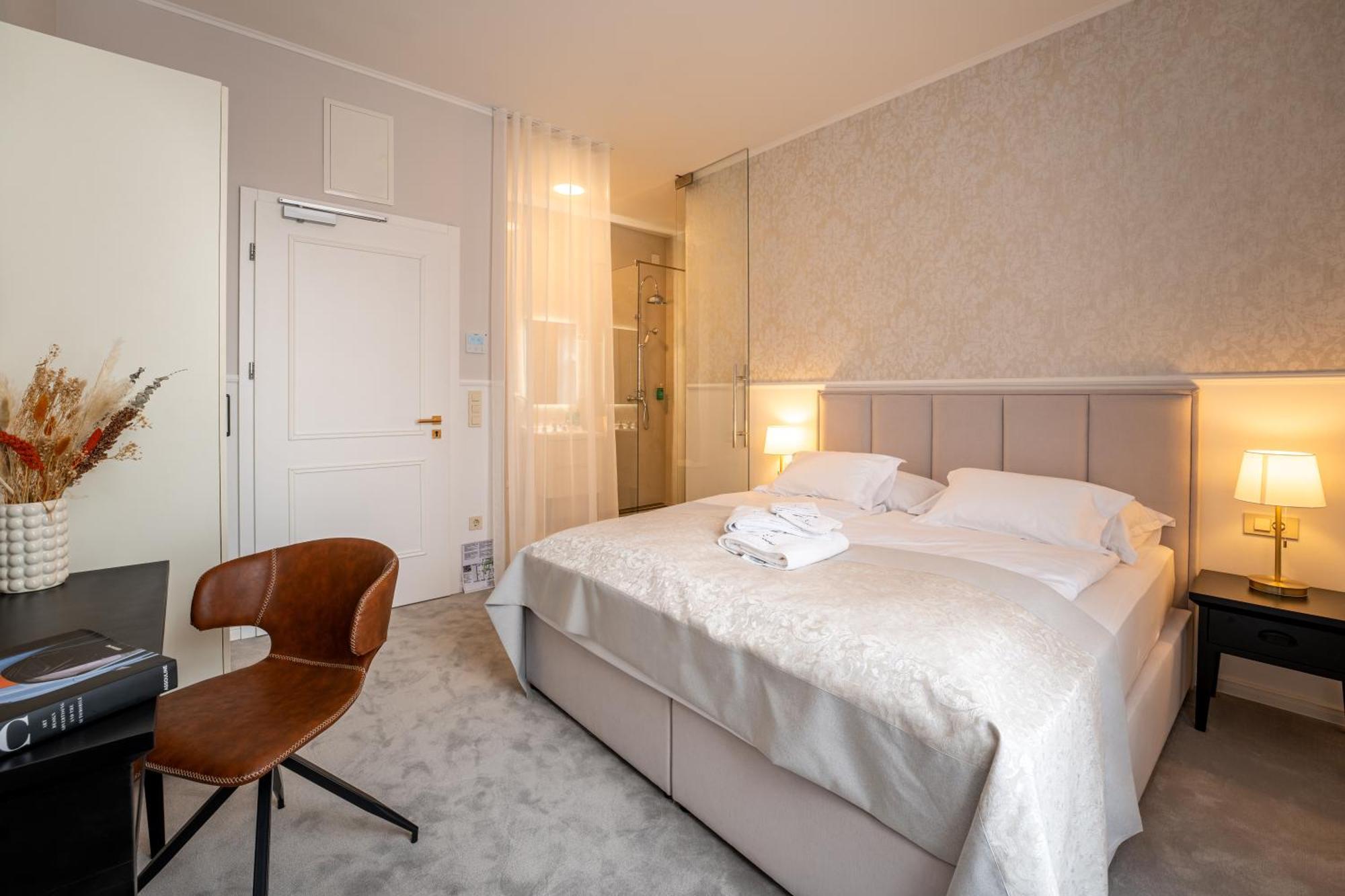 Grand Central Ljutomer Extérieur photo