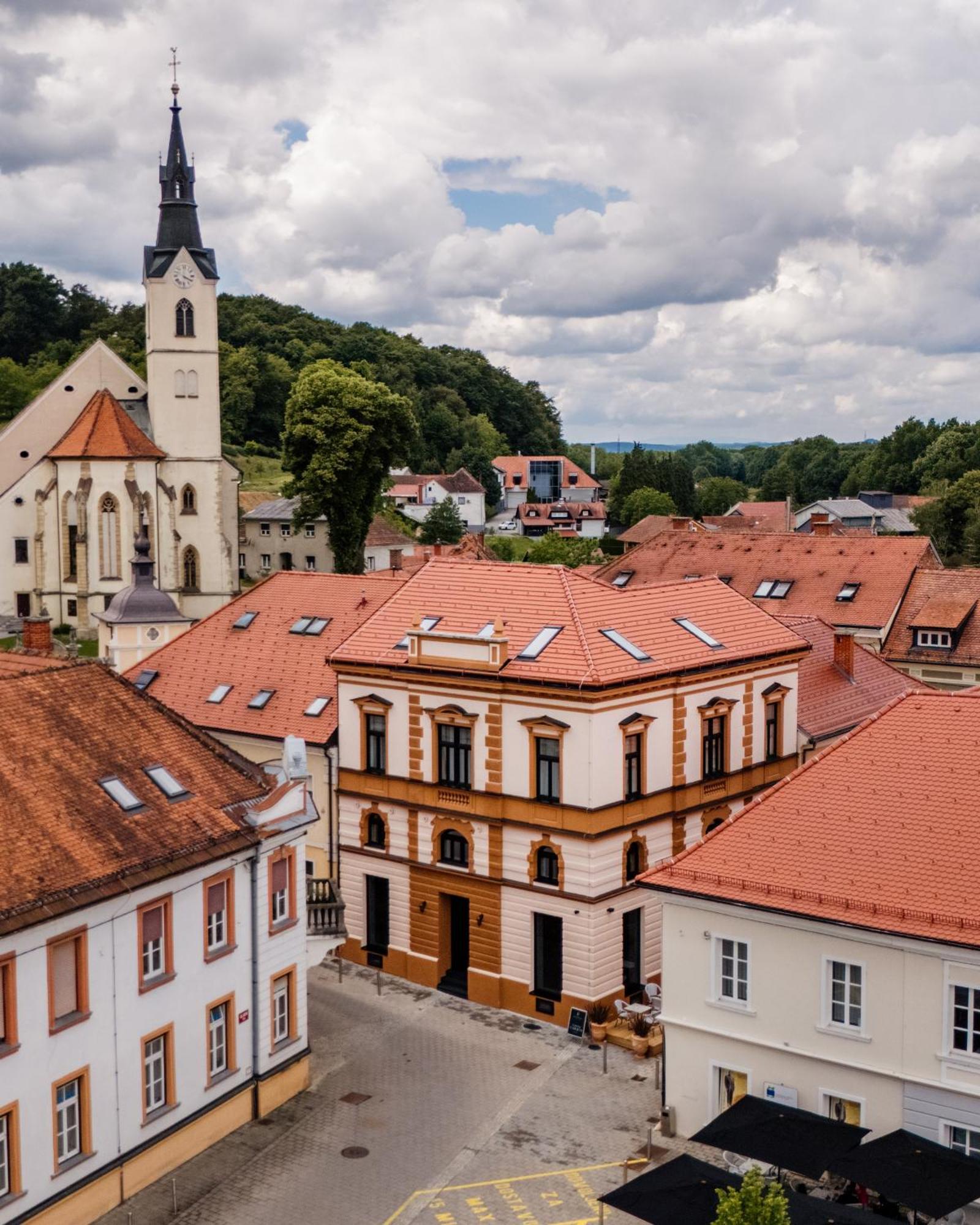 Grand Central Ljutomer Extérieur photo