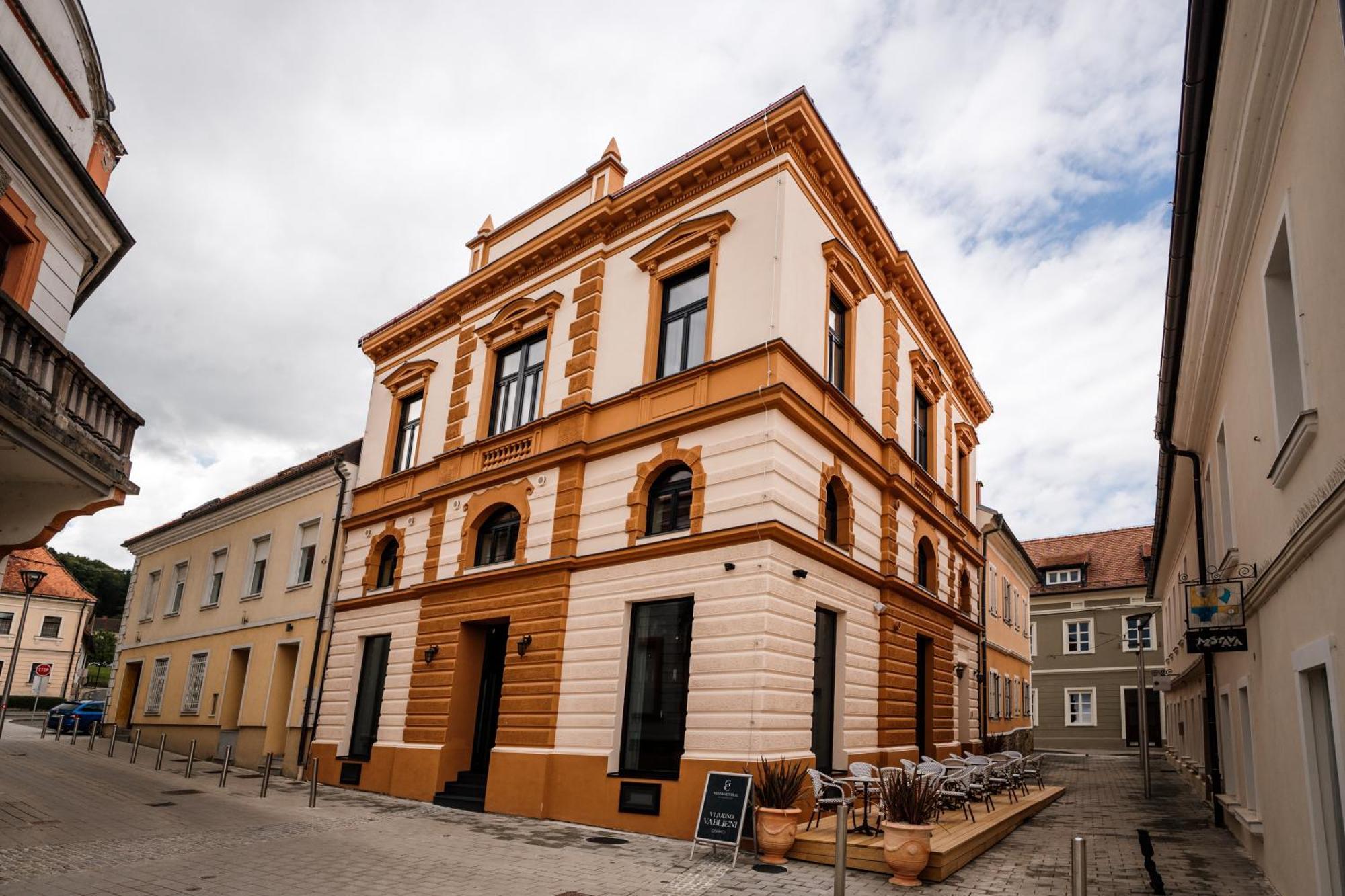 Grand Central Ljutomer Extérieur photo